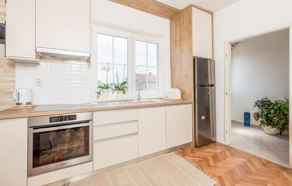 Sunset Apartment With Sea View ปอฟเลียนา ภายนอก รูปภาพ